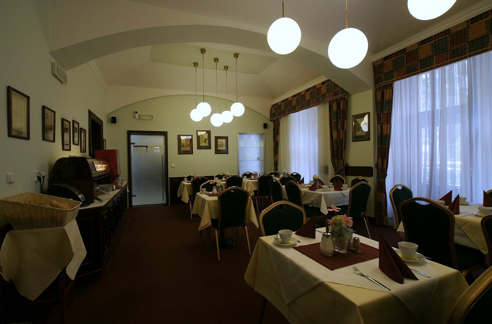 , HOTEL LUNÍK, Praha