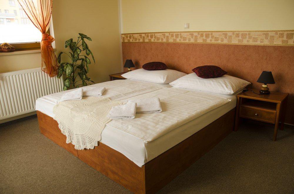 , Hotel Signál Pardubice - Dubina, Pardubice
