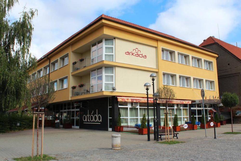 , Hotel Arkáda, Bučovice