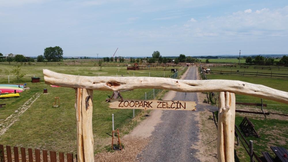 Ubytování v Zooparku Zelčín, Hořín, 