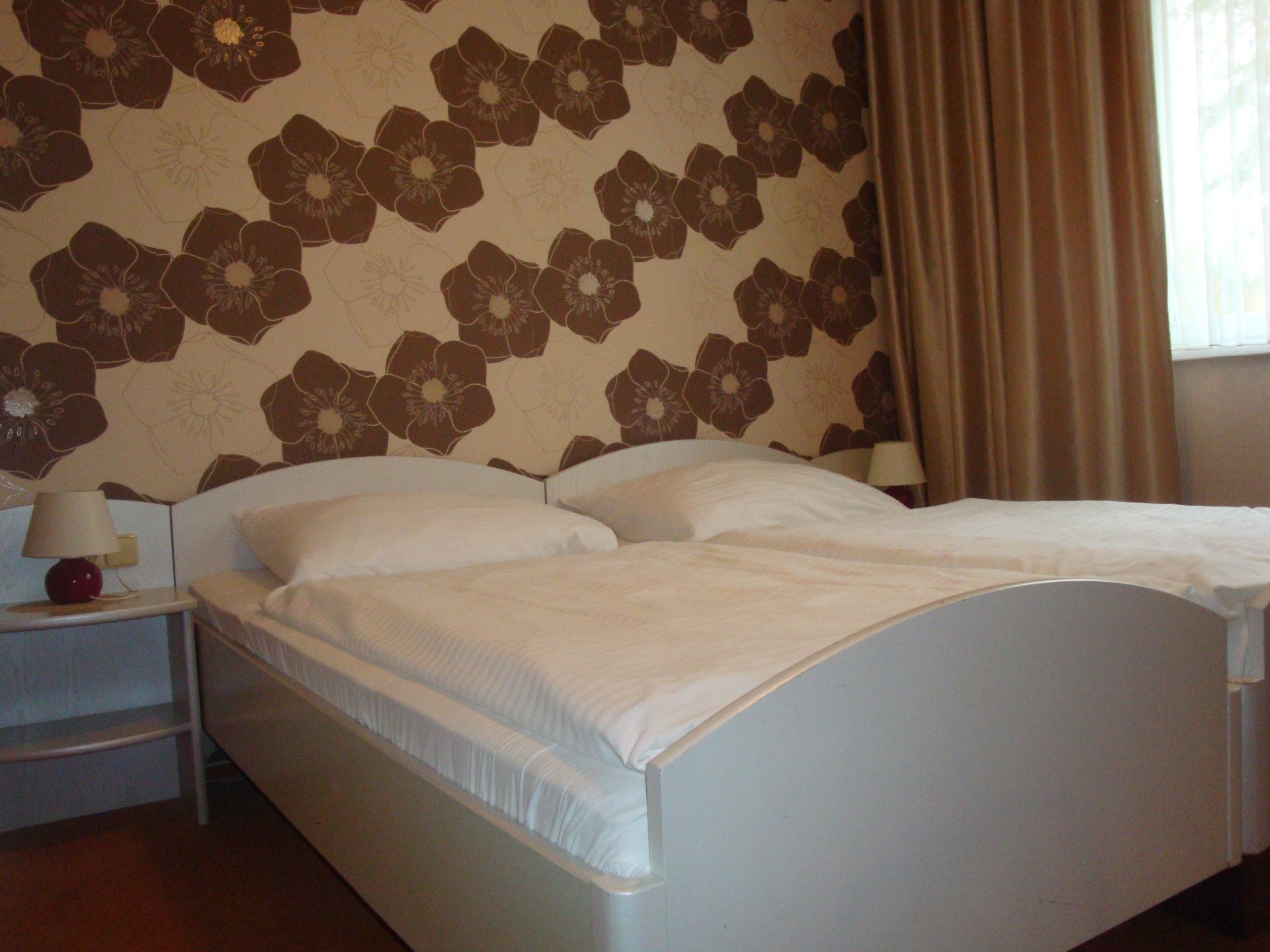 , Hotel Astra, Tuchlovice