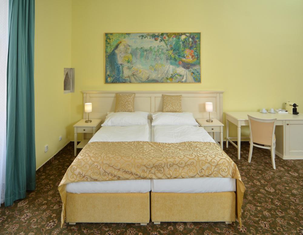 Hotel Metamorphis 
