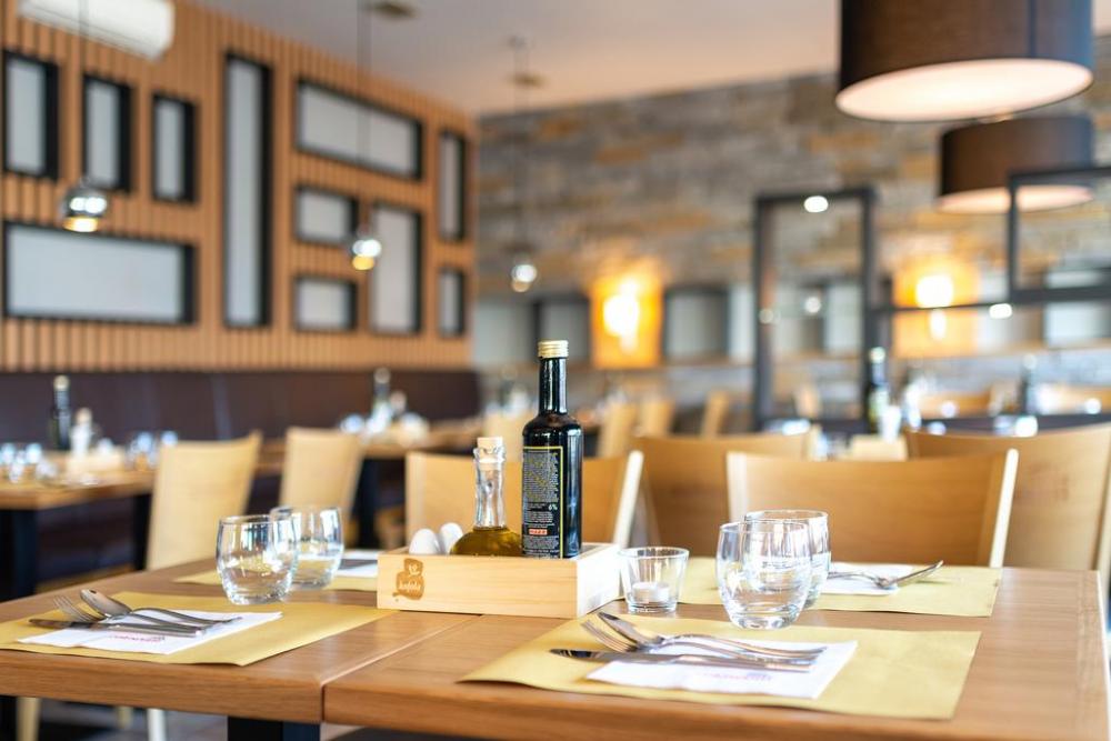 Hotel Sharingham