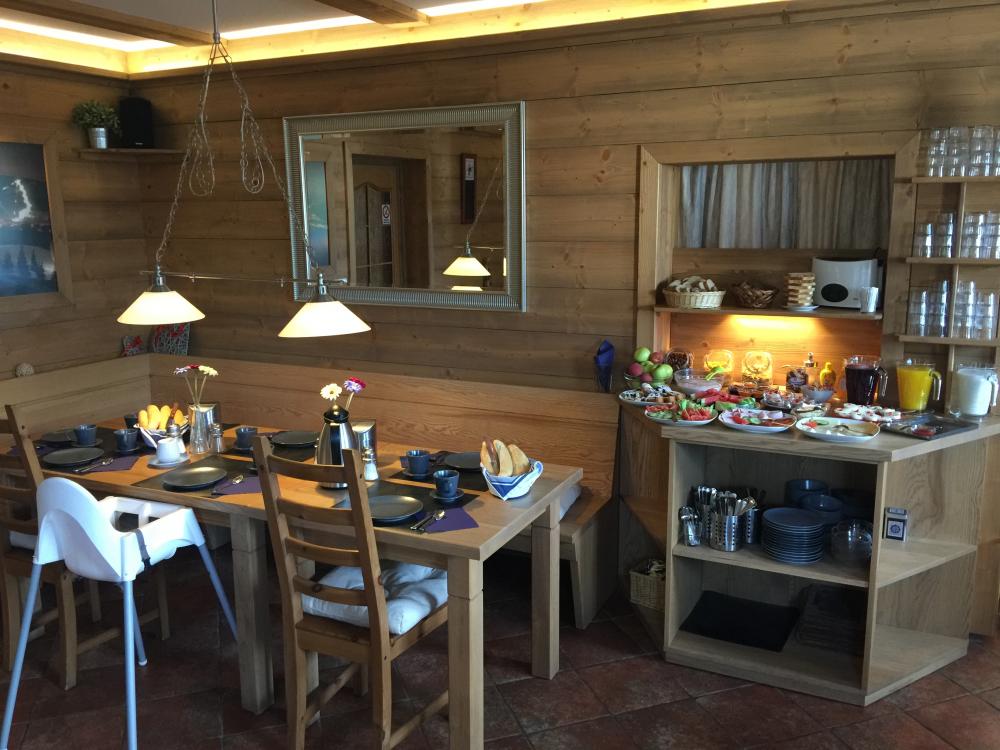 Pension Monika + Apartments