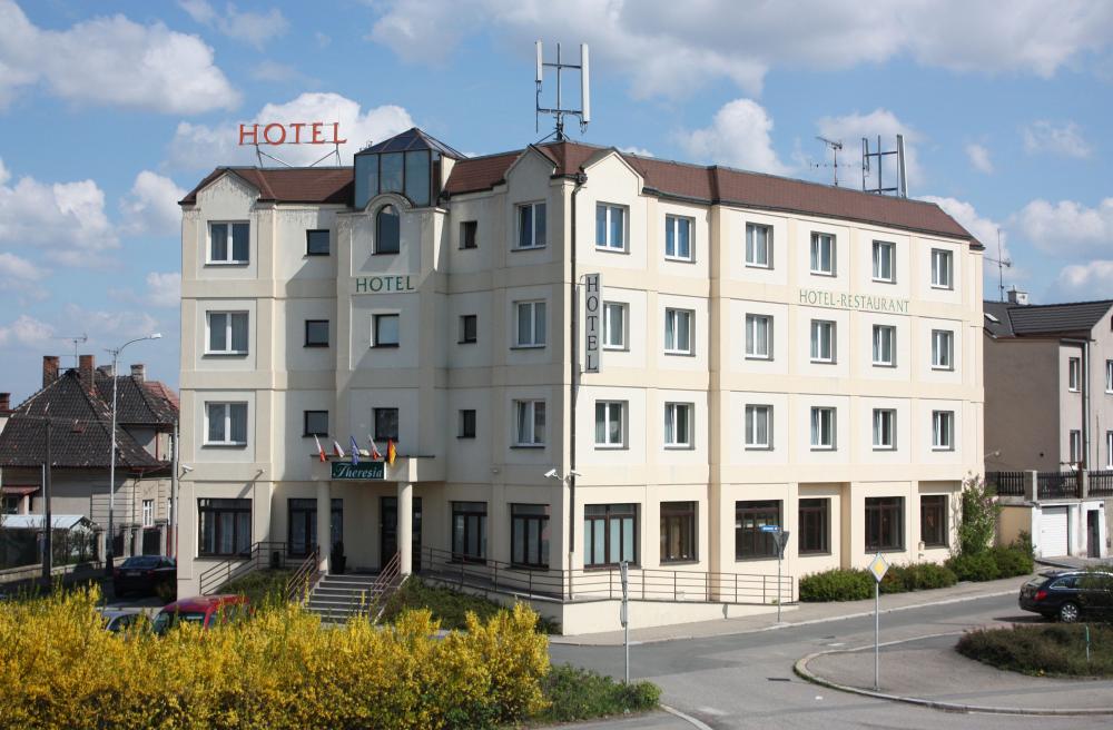HOTEL THERESIA