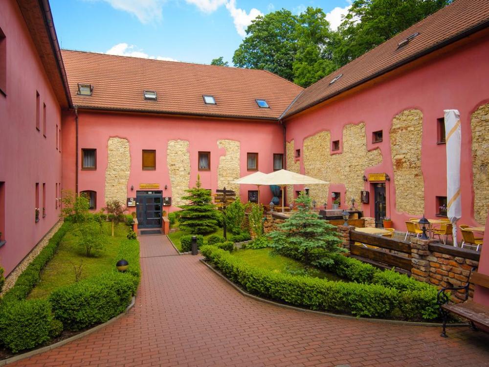 HOTEL STARÝ PIVOVAR